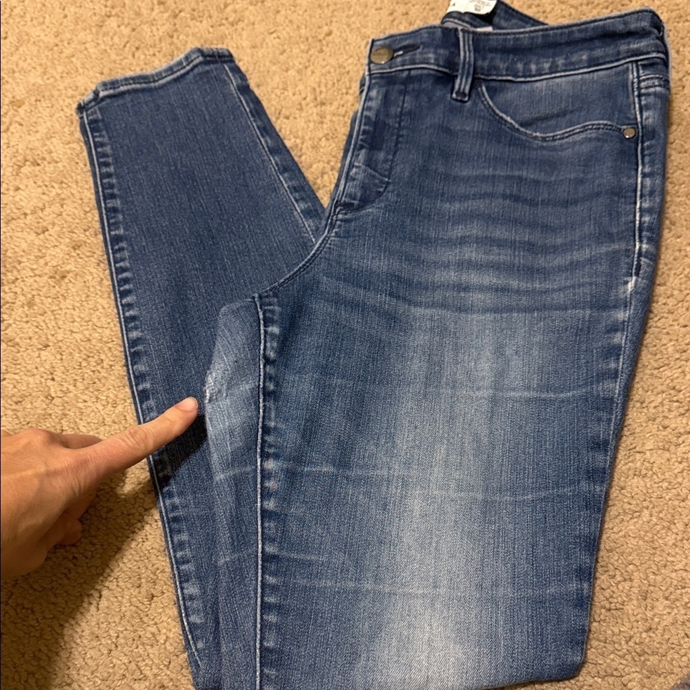 Athleta Women's Classic Blue Skinny Jeans - Picture 7 of 7